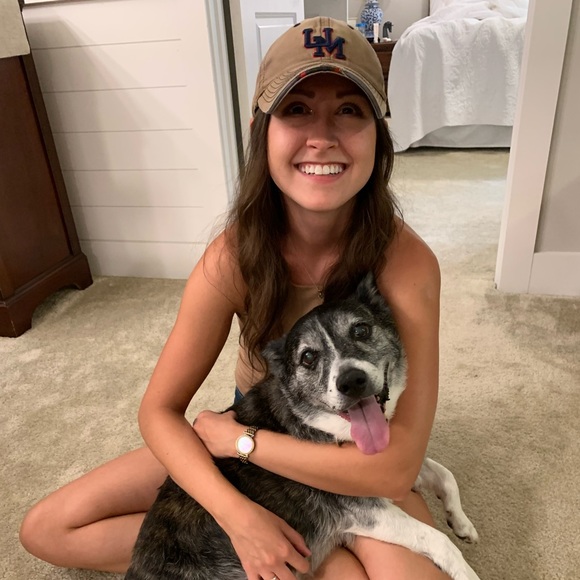 Meet your Posher, Alex - Picture 2 of 3